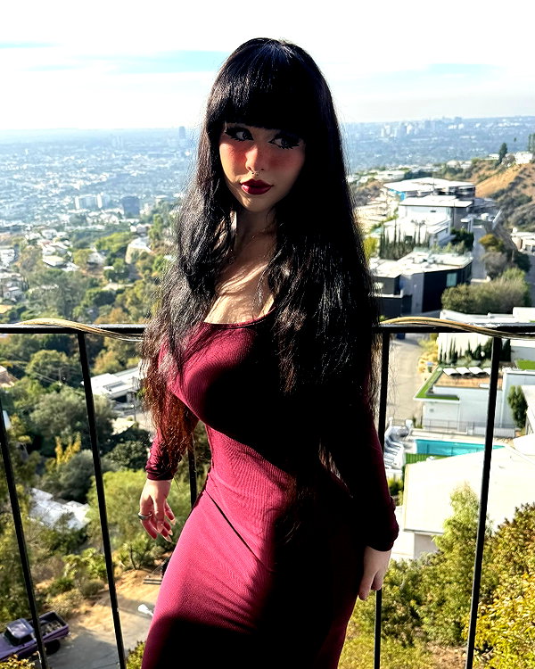 lara.roseb instagram image archive image