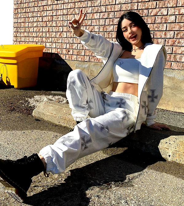 laurenxburch instagram image archive image