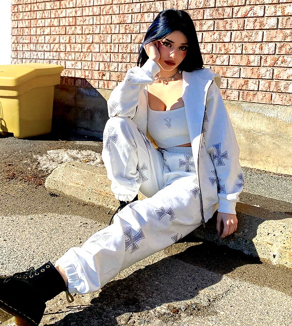laurenxburch instagram image archive image