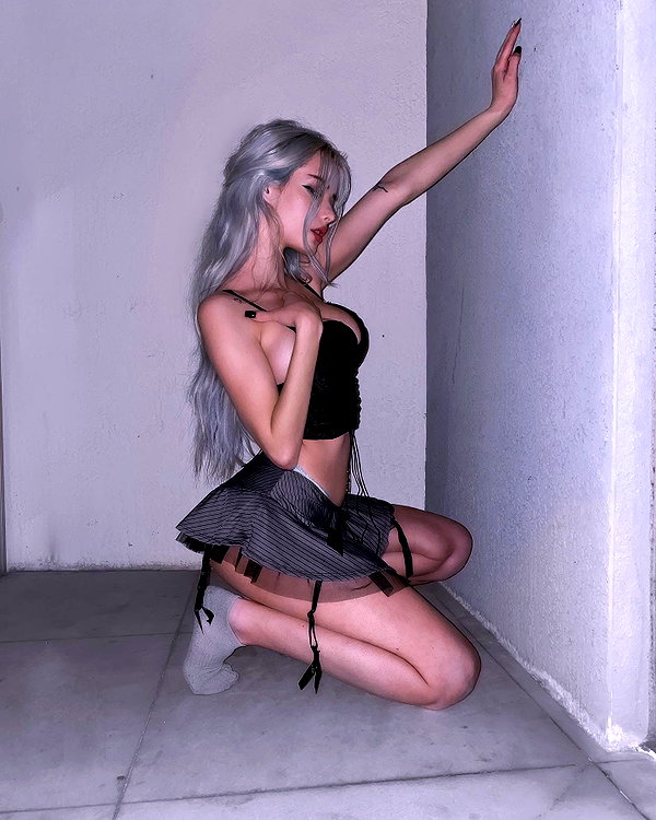 laurenxburch instagram image archive image