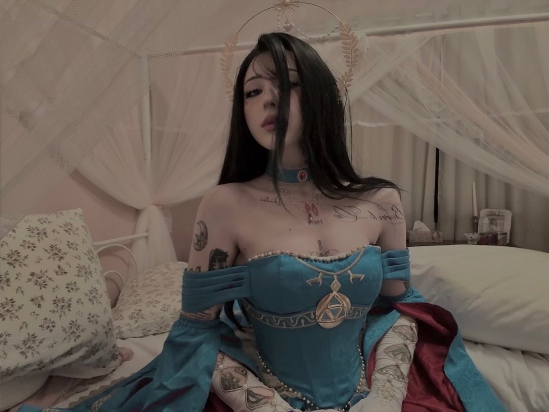 laurinchhhe instagram image archive image