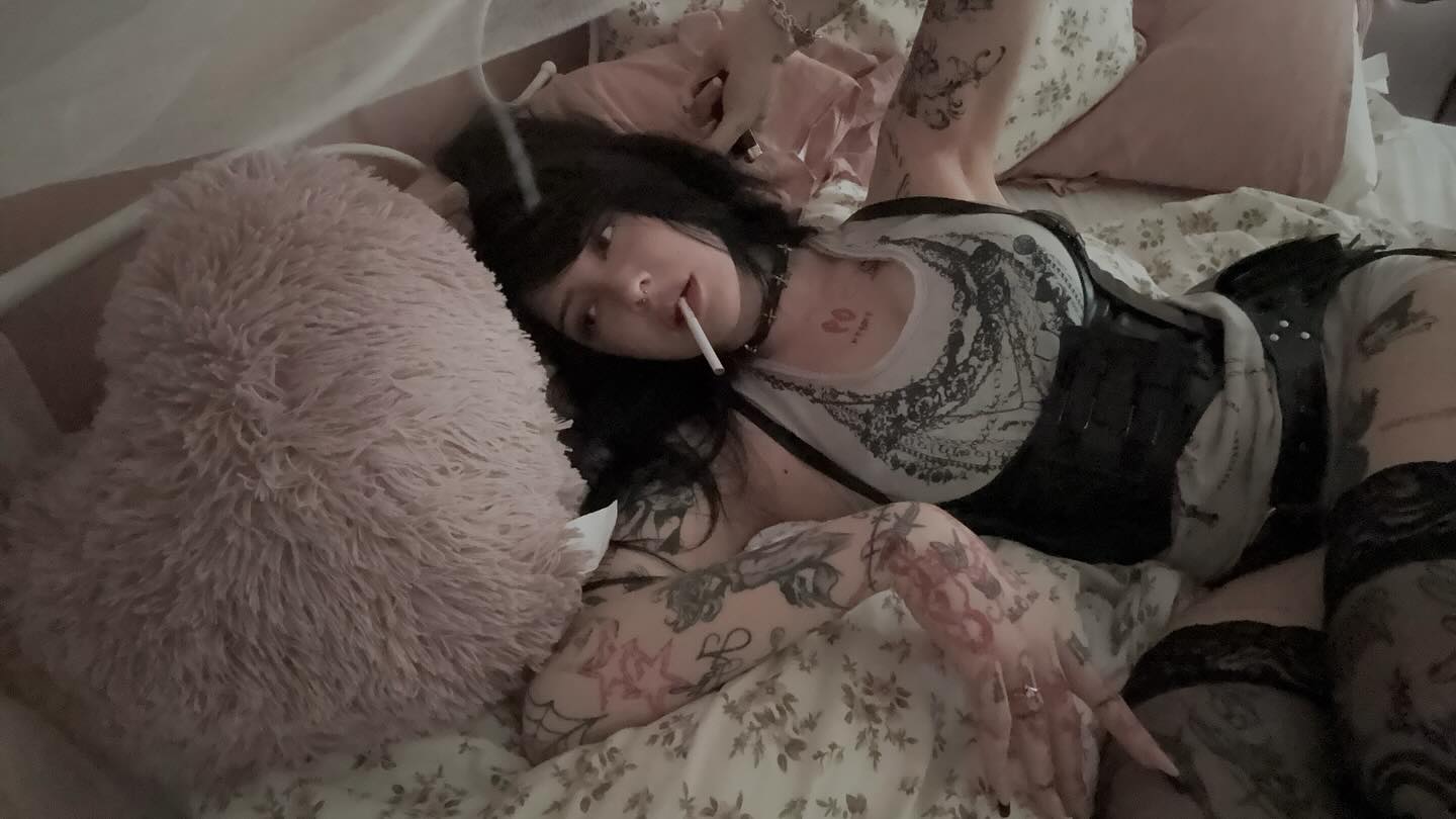 laurinchhhe instagram image archive image