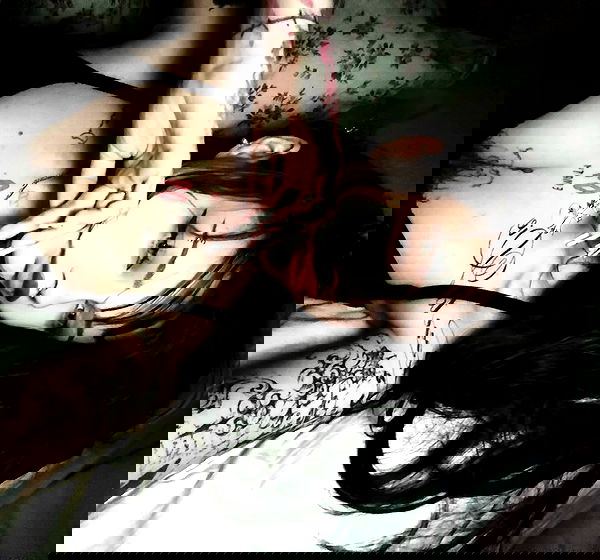 laurinchhhe image ~ Altpins