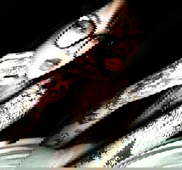 laurinchhhe image ~ Altpins