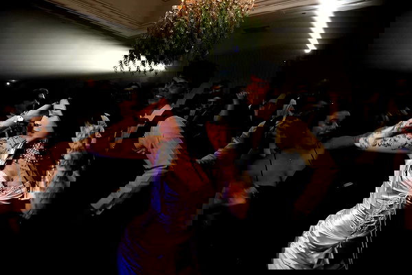 laurinchhhe image ~ Altpins