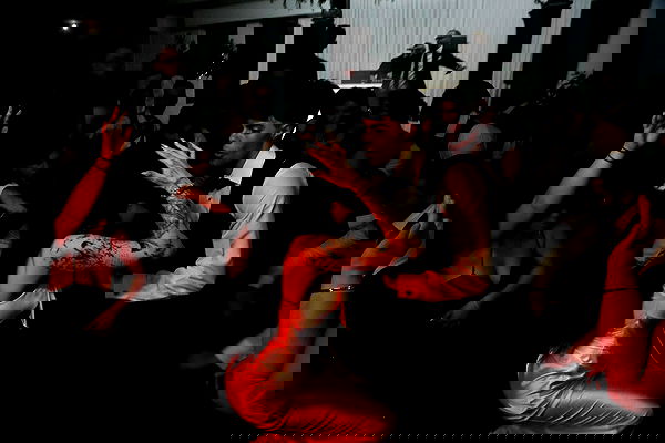 laurinchhhe image ~ Altpins