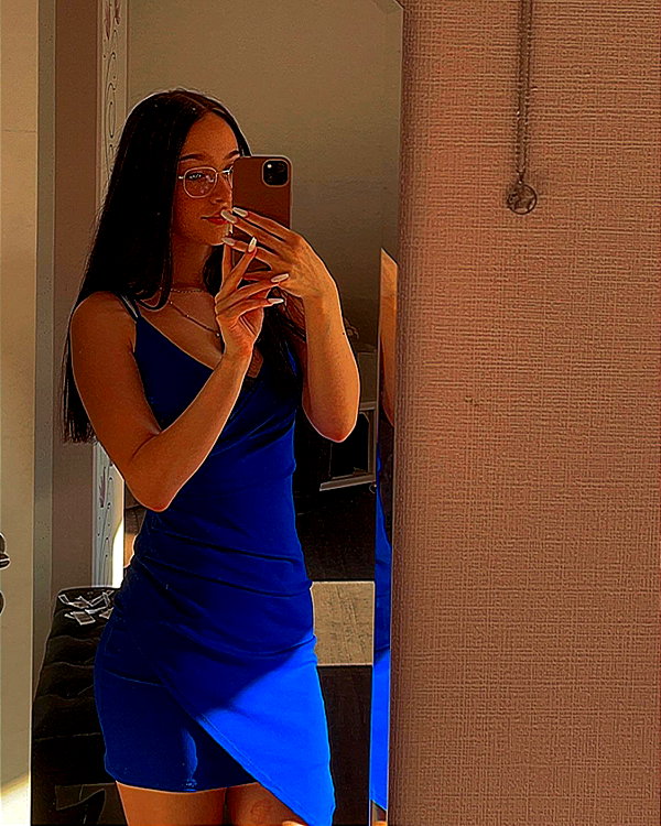 lea_61119 instagram image archive image