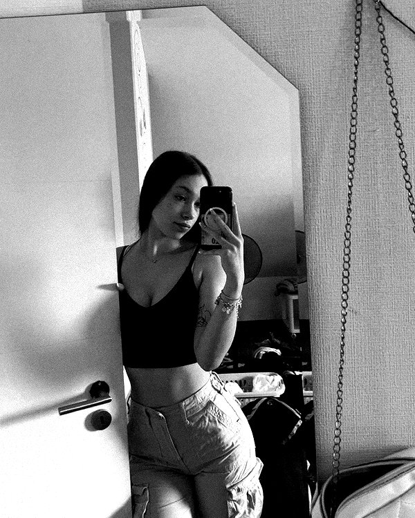 lea_61119 instagram image archive image