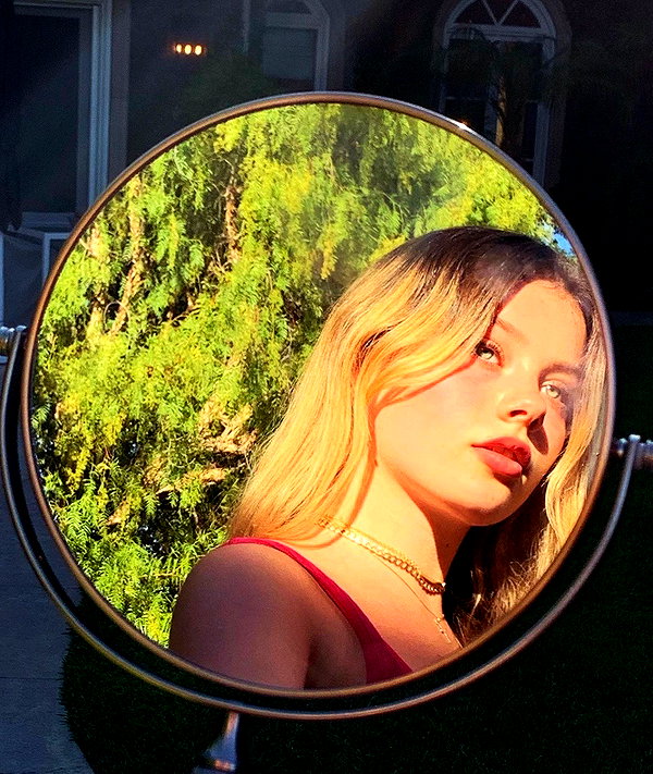 leelafleck instagram image archive image