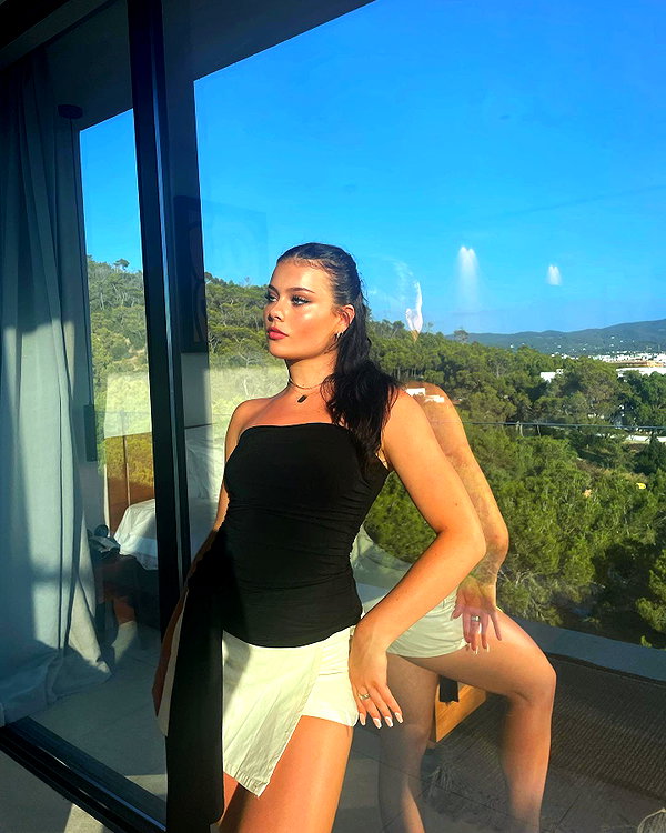 leelafleck instagram image archive image