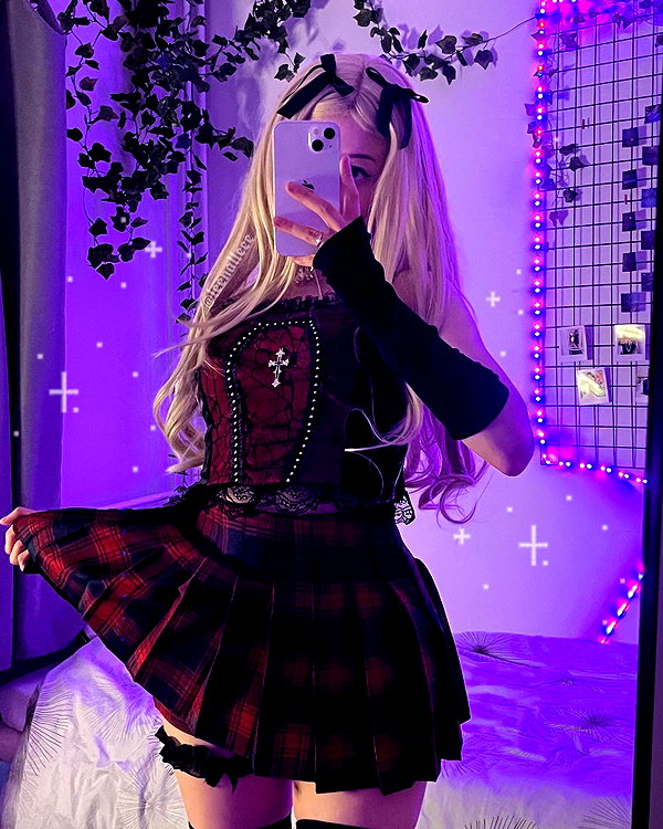 leenalleee instagram image archive image