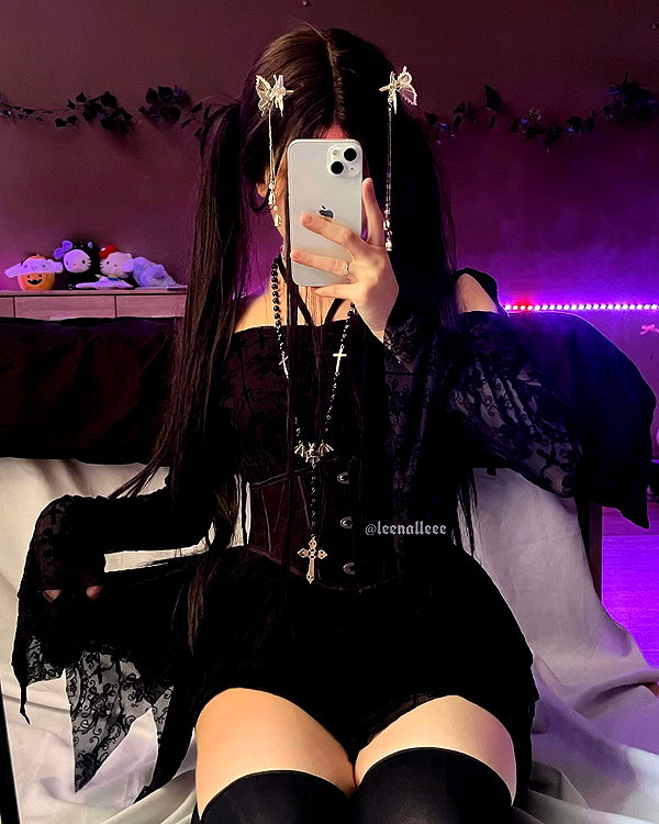 leenalleee instagram image archive image