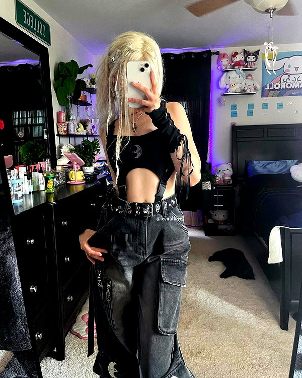 leenalleee instagram image archive image