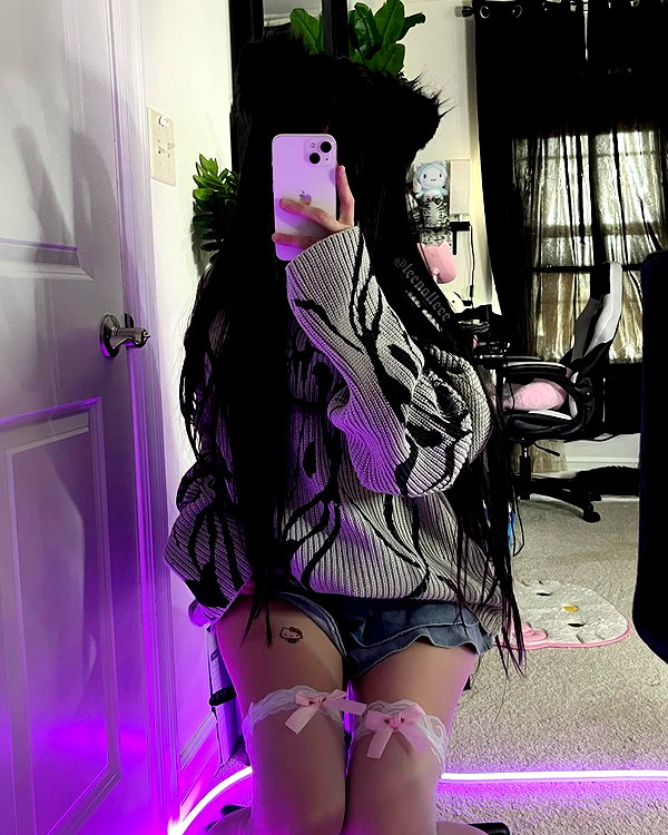 leenalleee instagram image archive image
