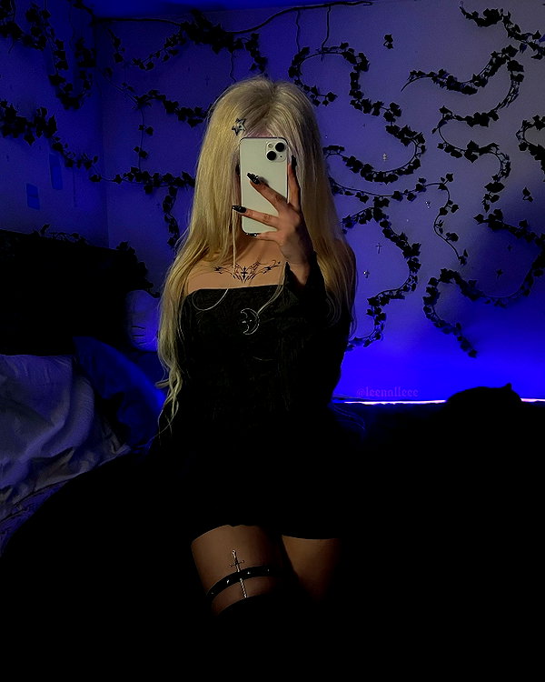 leenalleee leenalleee archive image