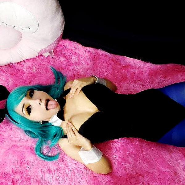 leighbunbun instagram image archive image