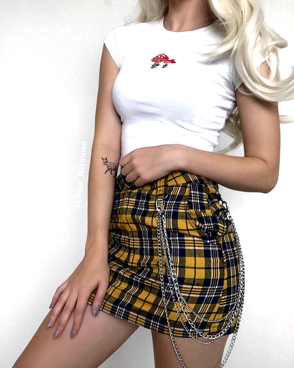 lena_kitsune instagram image archive image