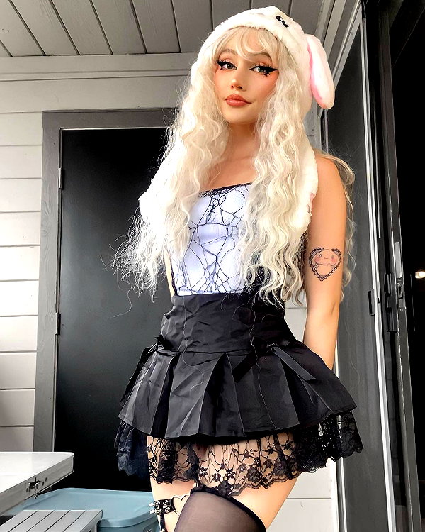 lena_kitsune instagram image archive image