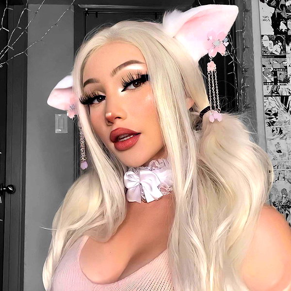 lena_kitsune instagram image archive image