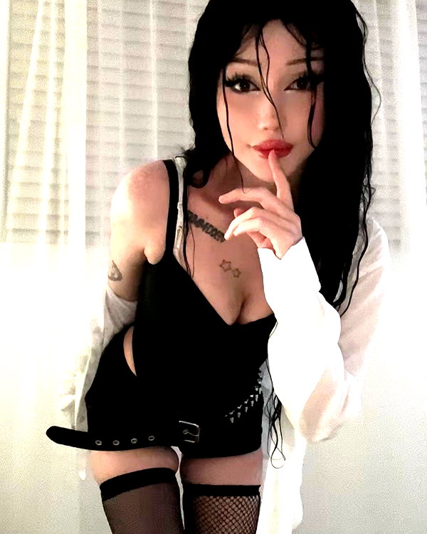 lena_kitsune instagram image archive image