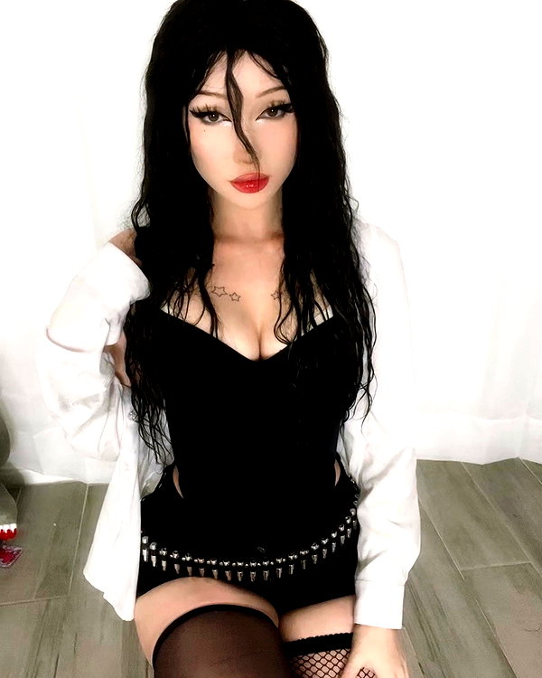 lena_kitsune instagram image archive image