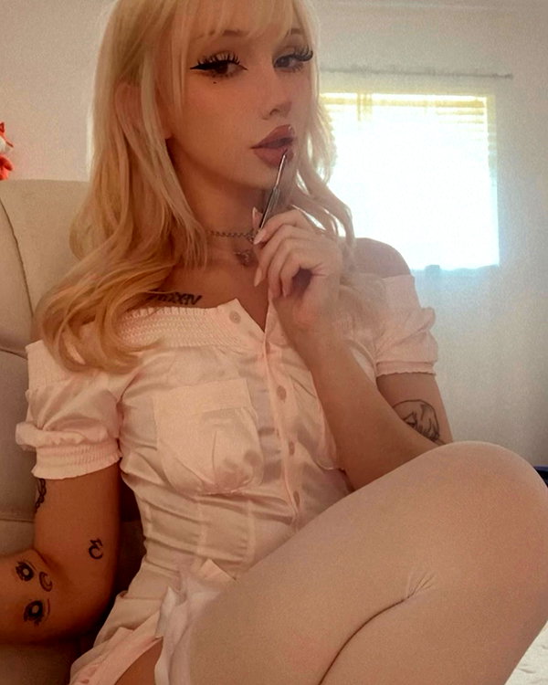 lena_kitsune instagram image archive image
