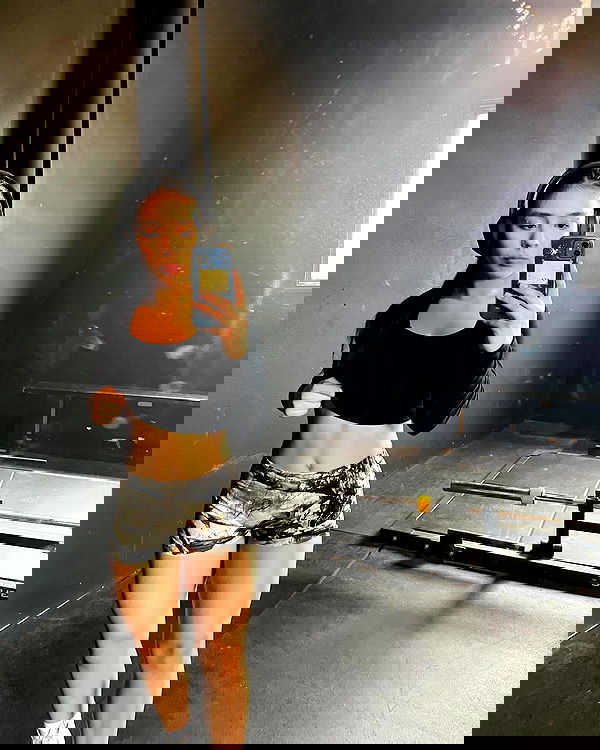 lesliem4rtinez lesliem4rtinez archive image