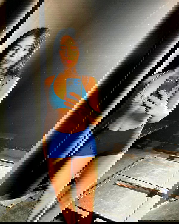 lesliem4rtinez lesliem4rtinez archive image