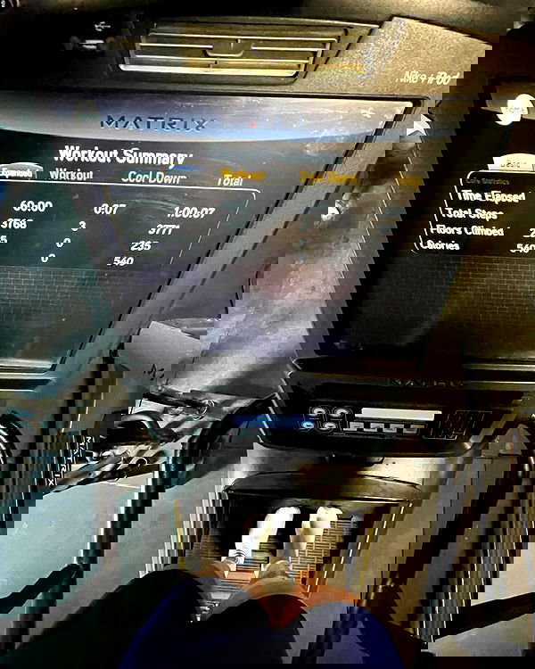 lesliem4rtinez lesliem4rtinez archive image