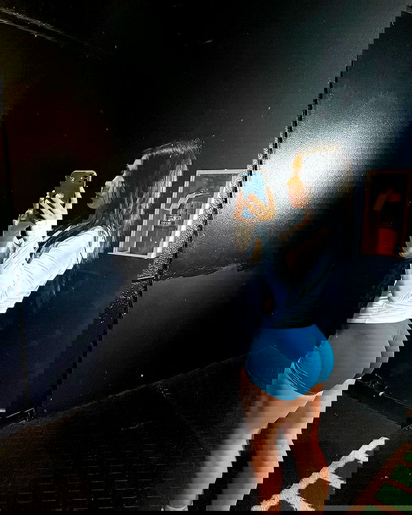 lesliem4rtinez lesliem4rtinez archive image