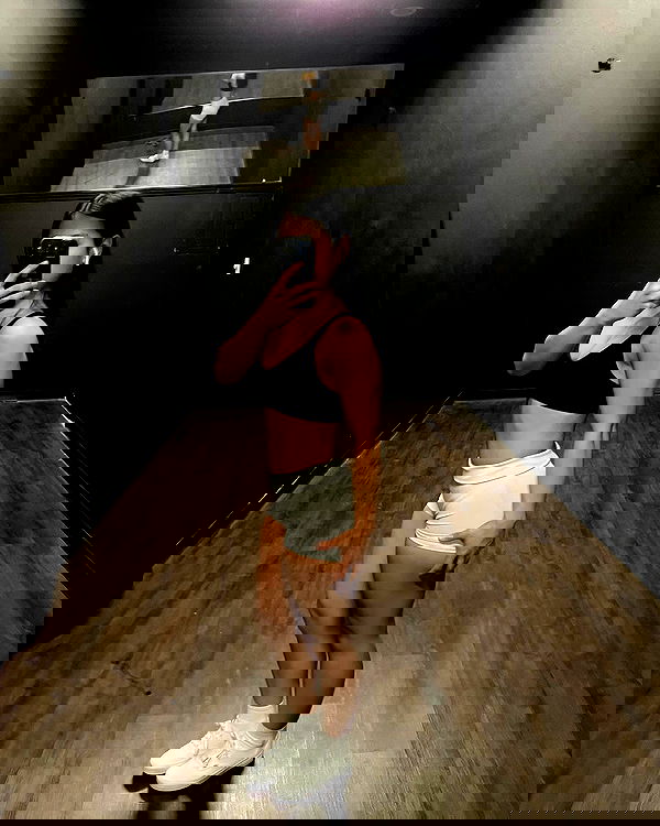 lesliem4rtinez lesliem4rtinez archive image