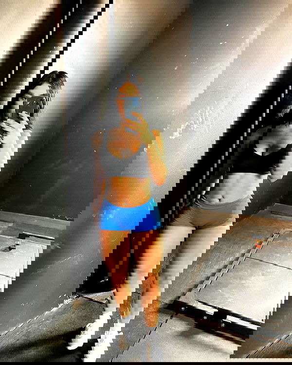 lesliem4rtinez lesliem4rtinez archive image