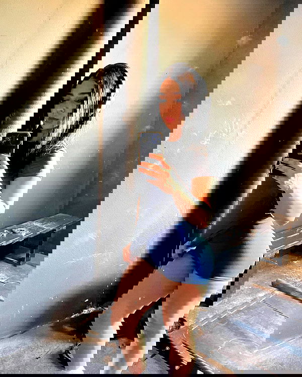 lesliem4rtinez lesliem4rtinez archive image