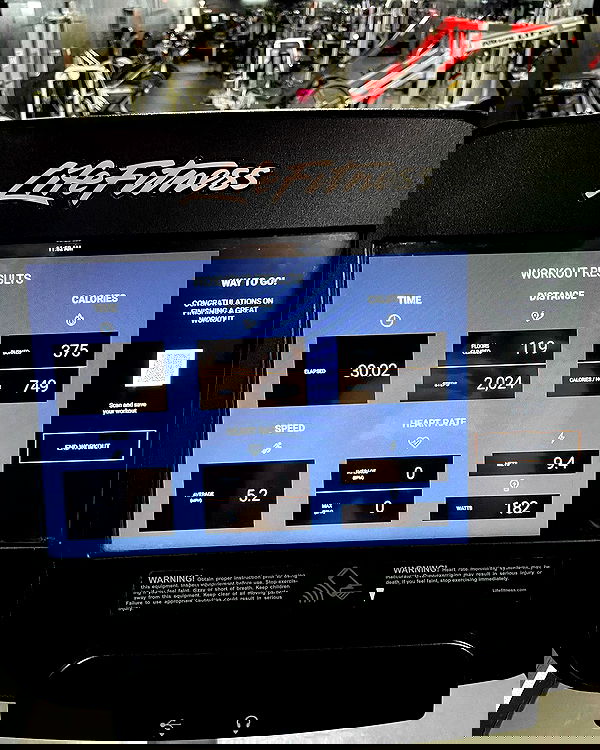 lesliem4rtinez lesliem4rtinez archive image