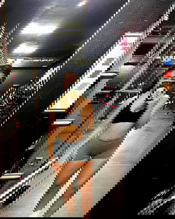 lesliem4rtinez lesliem4rtinez archive image