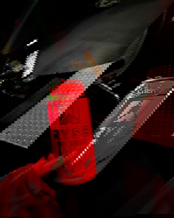 lesliem4rtinez lesliem4rtinez archive image