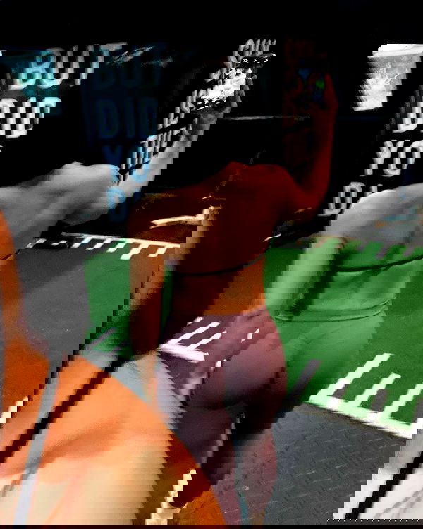 lesliem4rtinez lesliem4rtinez archive image