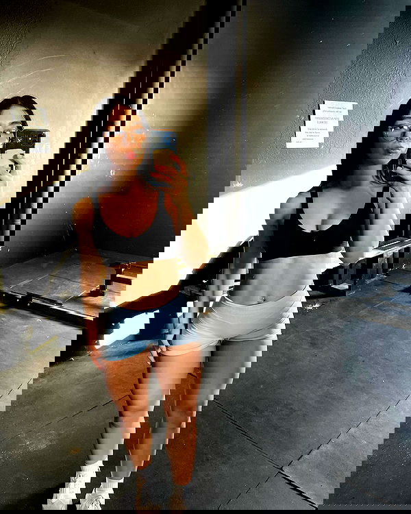 lesliem4rtinez lesliem4rtinez archive image