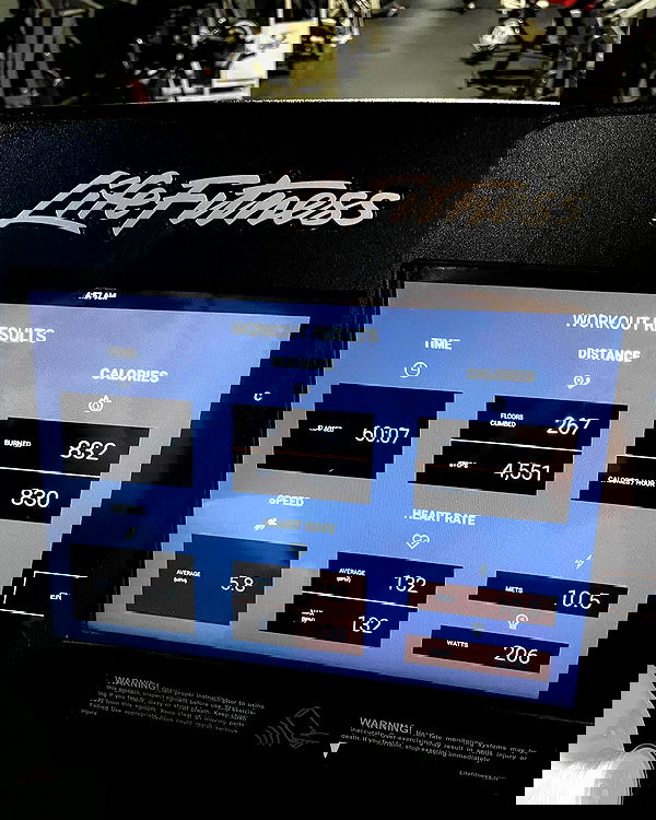 lesliem4rtinez lesliem4rtinez archive image