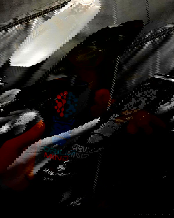 lesliem4rtinez lesliem4rtinez archive image