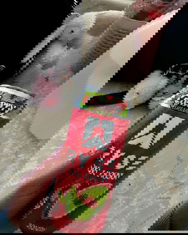 lesliem4rtinez lesliem4rtinez archive image