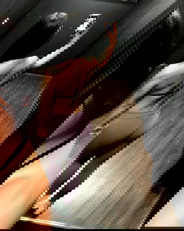 lesliem4rtinez lesliem4rtinez archive image