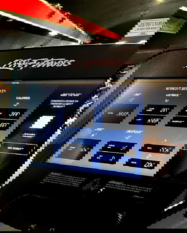 lesliem4rtinez lesliem4rtinez archive image