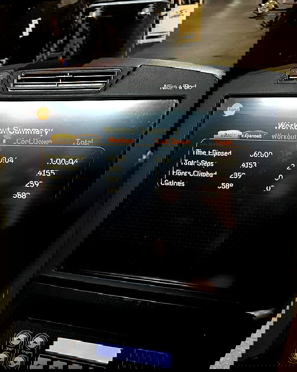 lesliem4rtinez lesliem4rtinez archive image