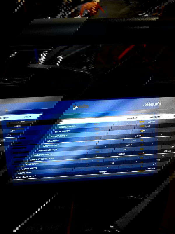 lesliem4rtinez lesliem4rtinez archive image