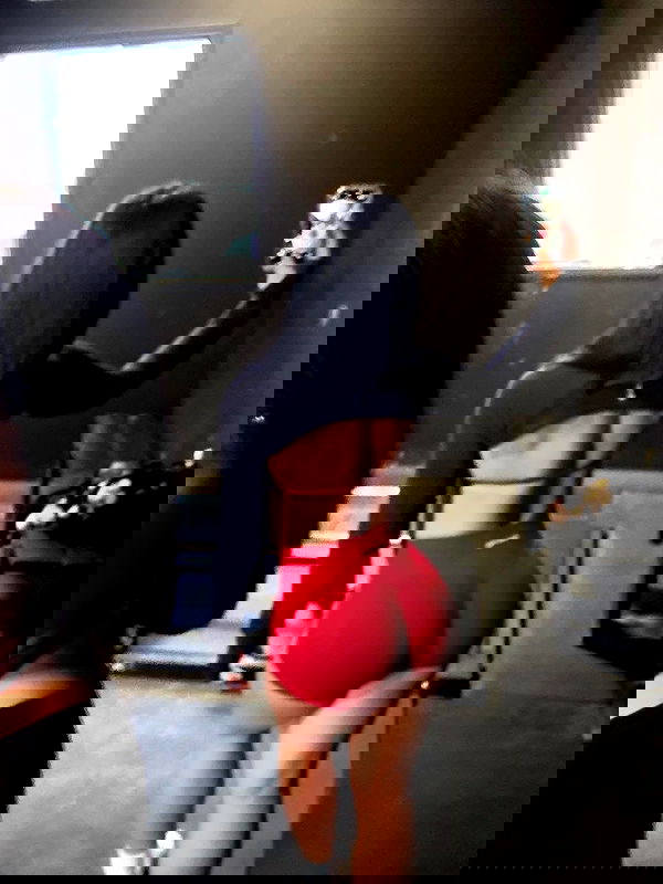 lesliem4rtinez lesliem4rtinez archive image