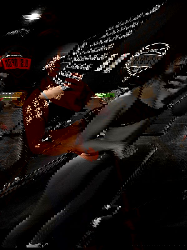 lesliem4rtinez lesliem4rtinez archive image