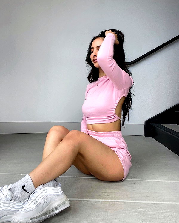 lesliemariemoreno instagram image archive image