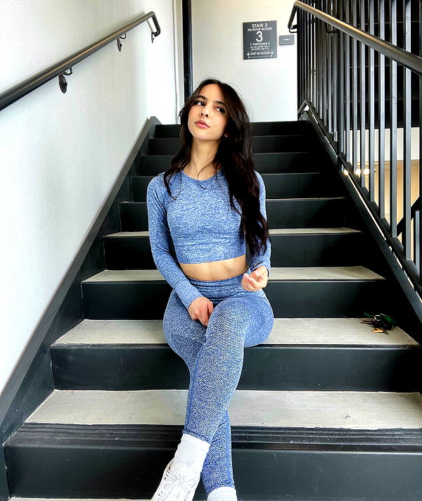 lesliemariemoreno instagram image archive image