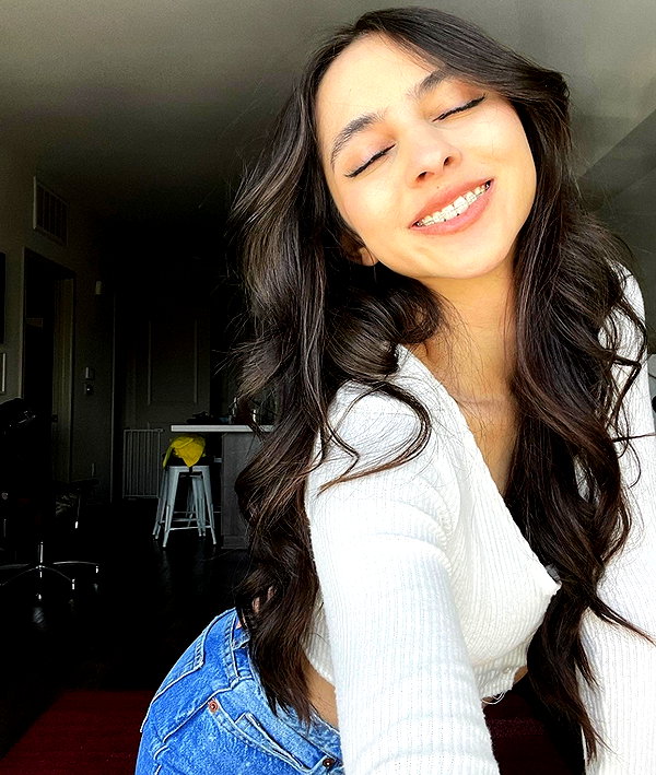 lesliemariemoreno instagram image archive image